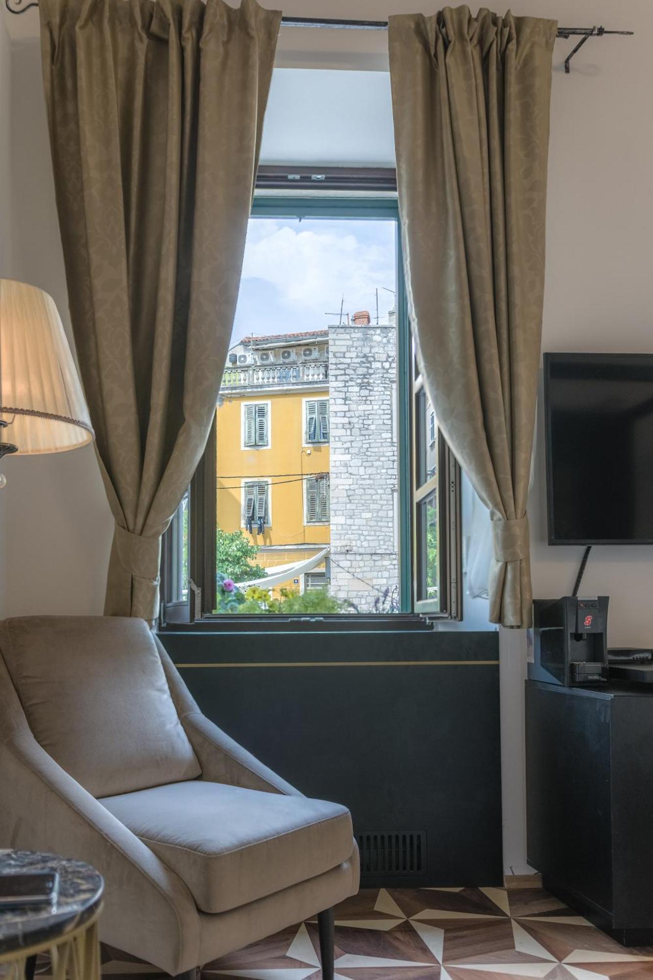 King Kresimir Heritage Hotel (Adults Only) Šibenik Kültér fotó